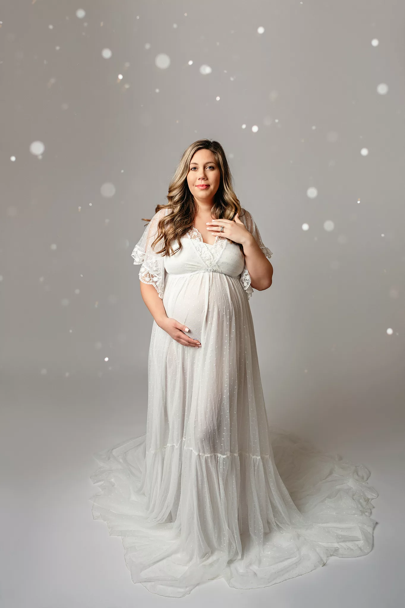glam maternity session with white dress | studio maternity